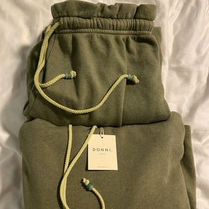 SET Donni Fleece Gem Sweatshirt and Sweatpants
